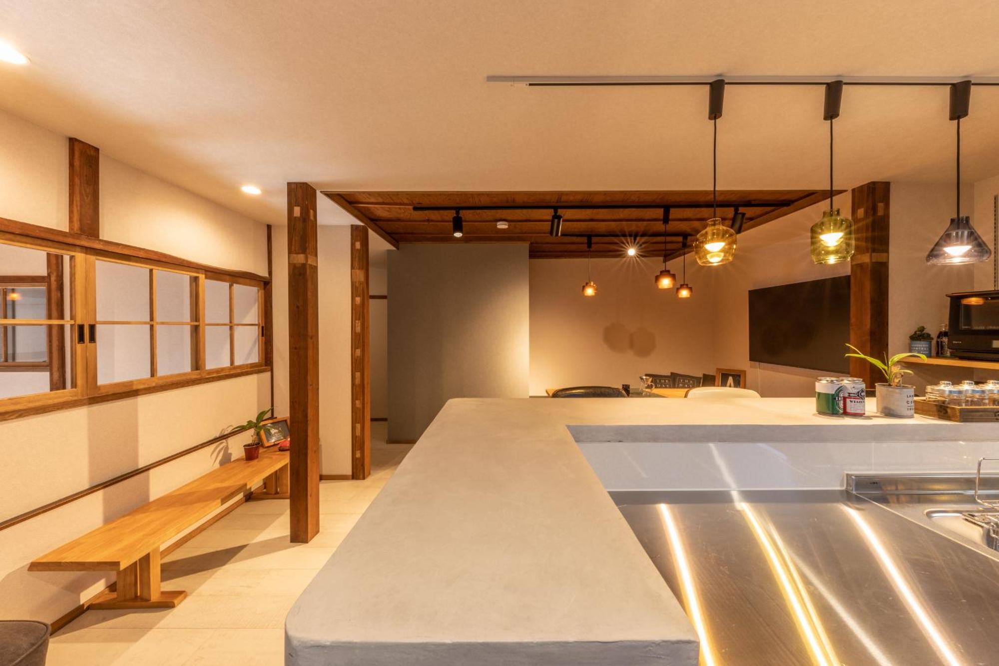 Hida Takayama Base - Traditional Japanese Garage House With Private Sauna Bagian luar foto