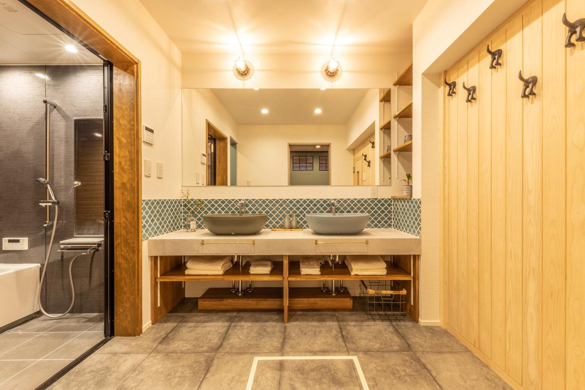 Hida Takayama Base - Traditional Japanese Garage House With Private Sauna Bagian luar foto